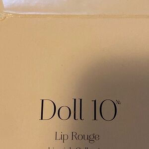 DOLL 10 BUNDLE OF TWO LIPSTICKS